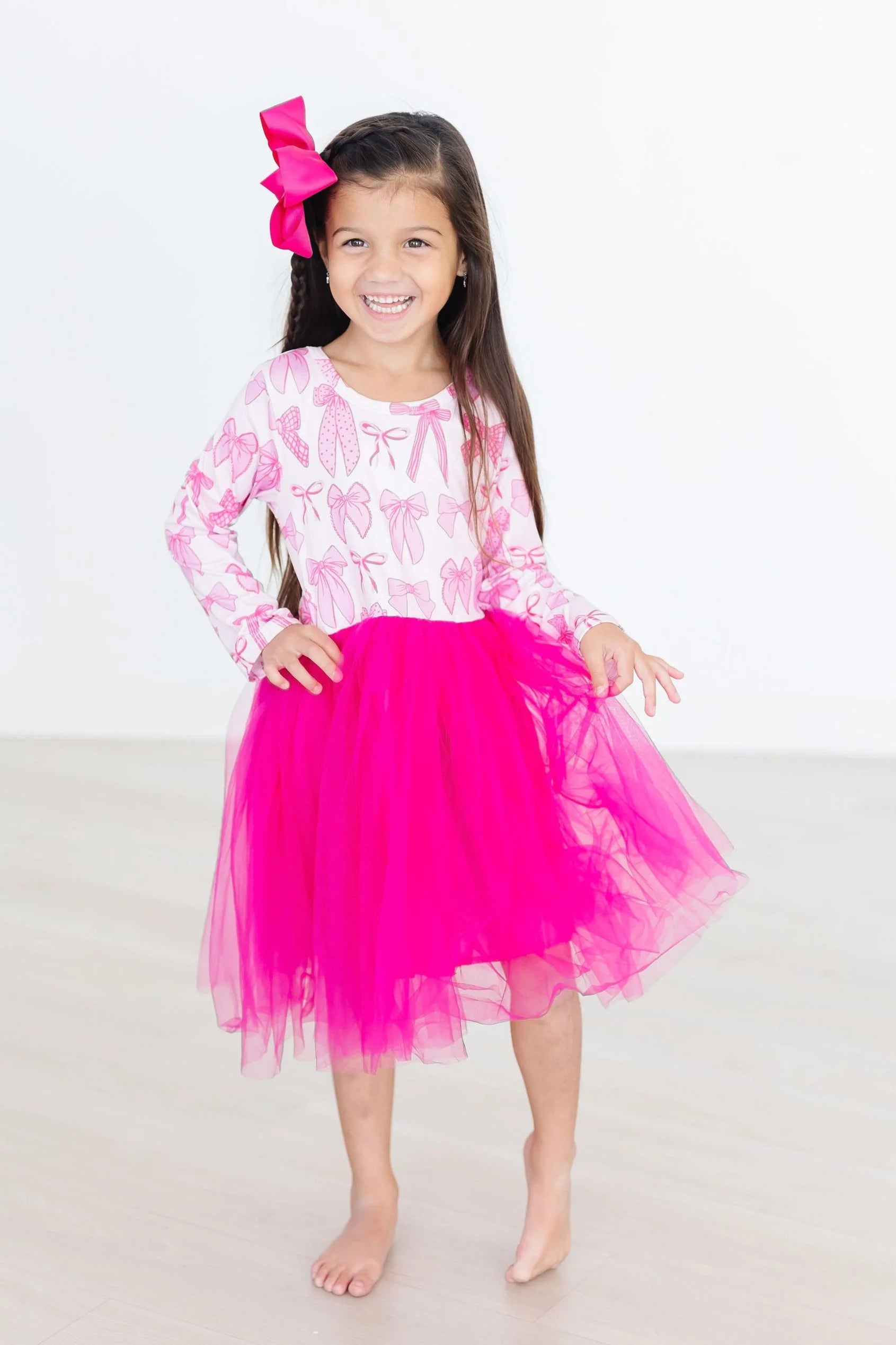pretty in pink dress for sale Pink sequin dress with bow accent Small