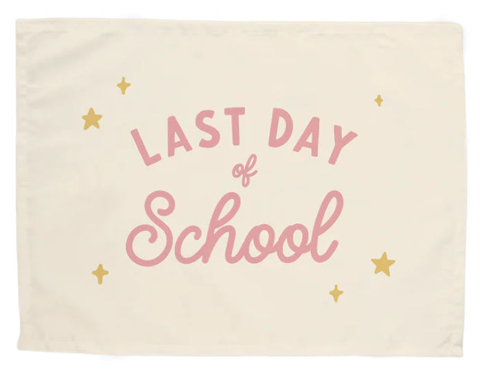 Hunny Prints Holiday and Seasonal Banners - First & Last Day of School Banner Bundle - Natural + Pink
