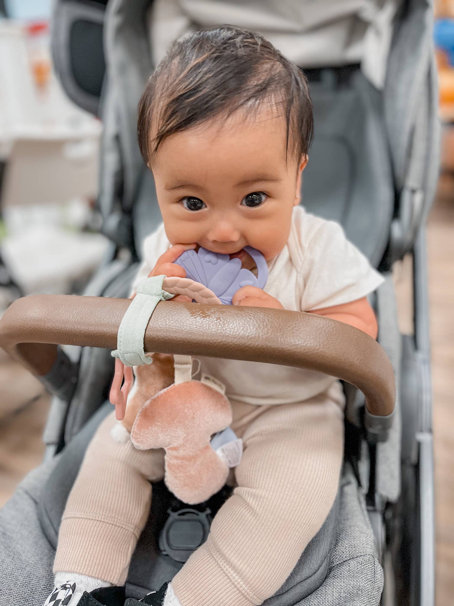 Itzy Ritzy - *NEW OPTION* Bitzy Busy Ring™ Teething Activity Toy