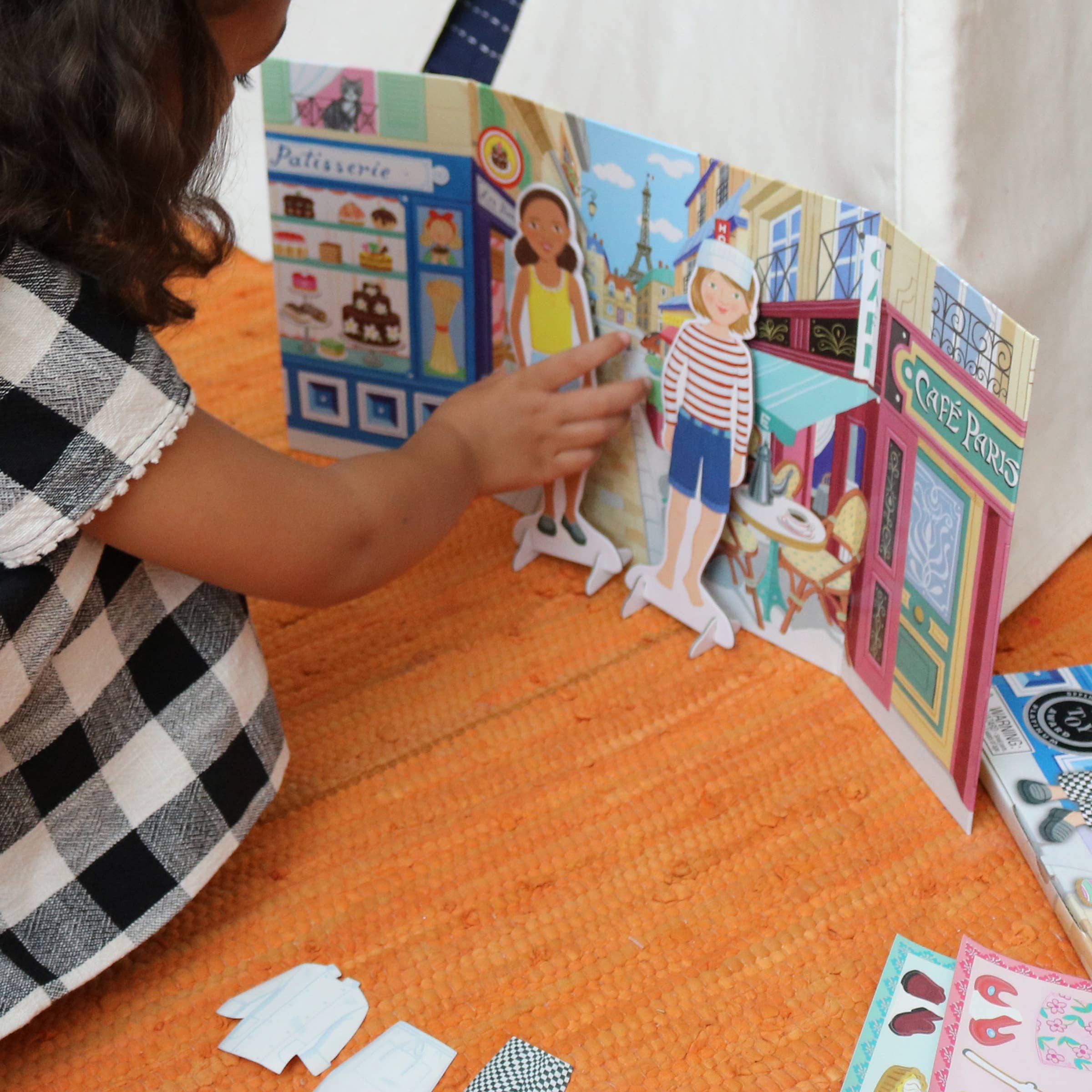 eeBoo - Baker & Painter Paper Doll Set A Day in Paris
