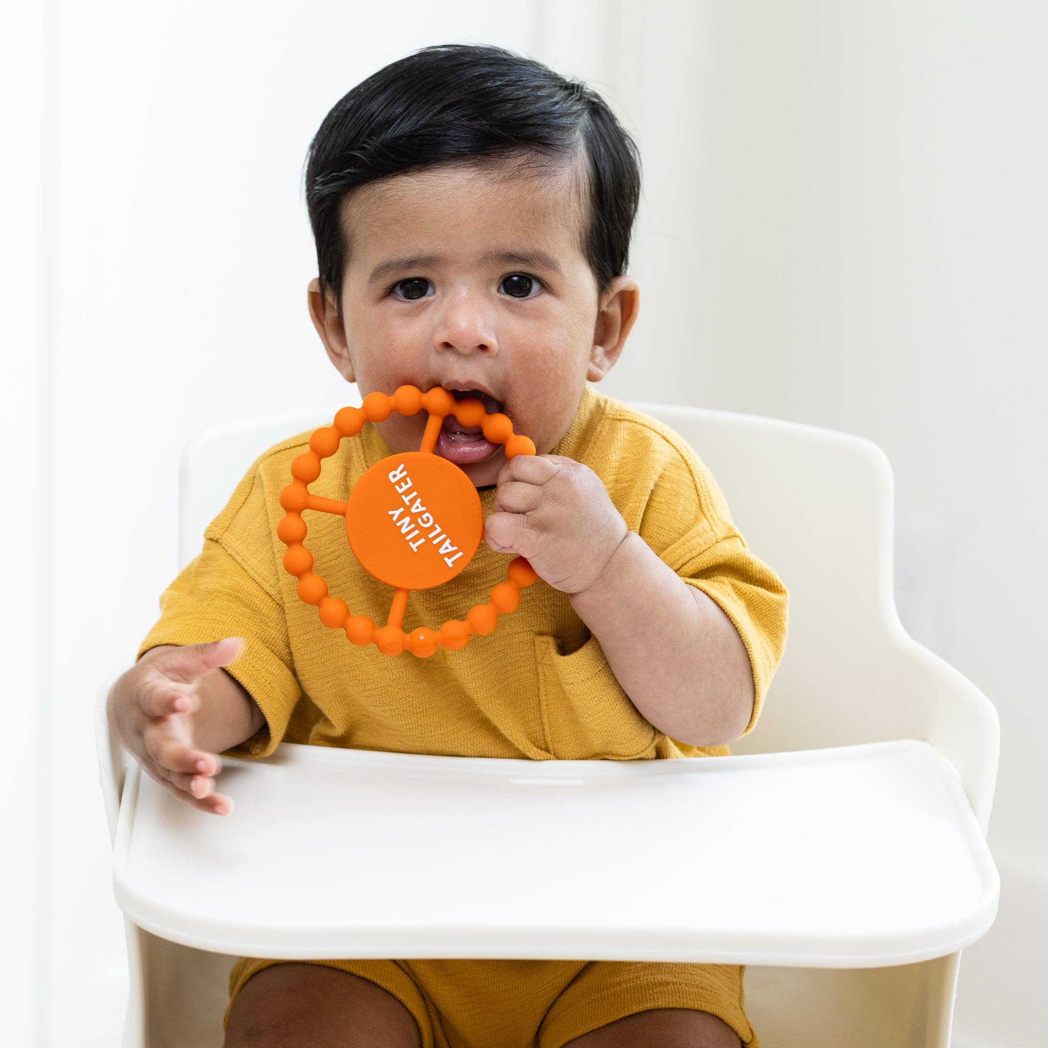 Bella Tunno - Tiny Tailgater Happy Teether