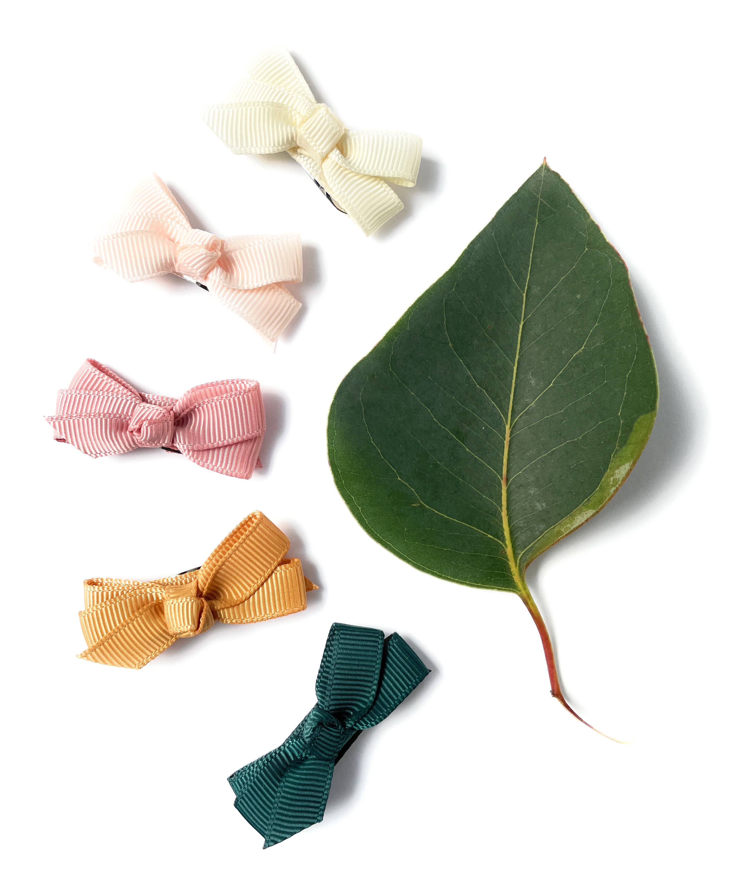 Baby Wisp - 5 Chelsea Boutique Grosgrain Bows on Snap Clips - Enchanted