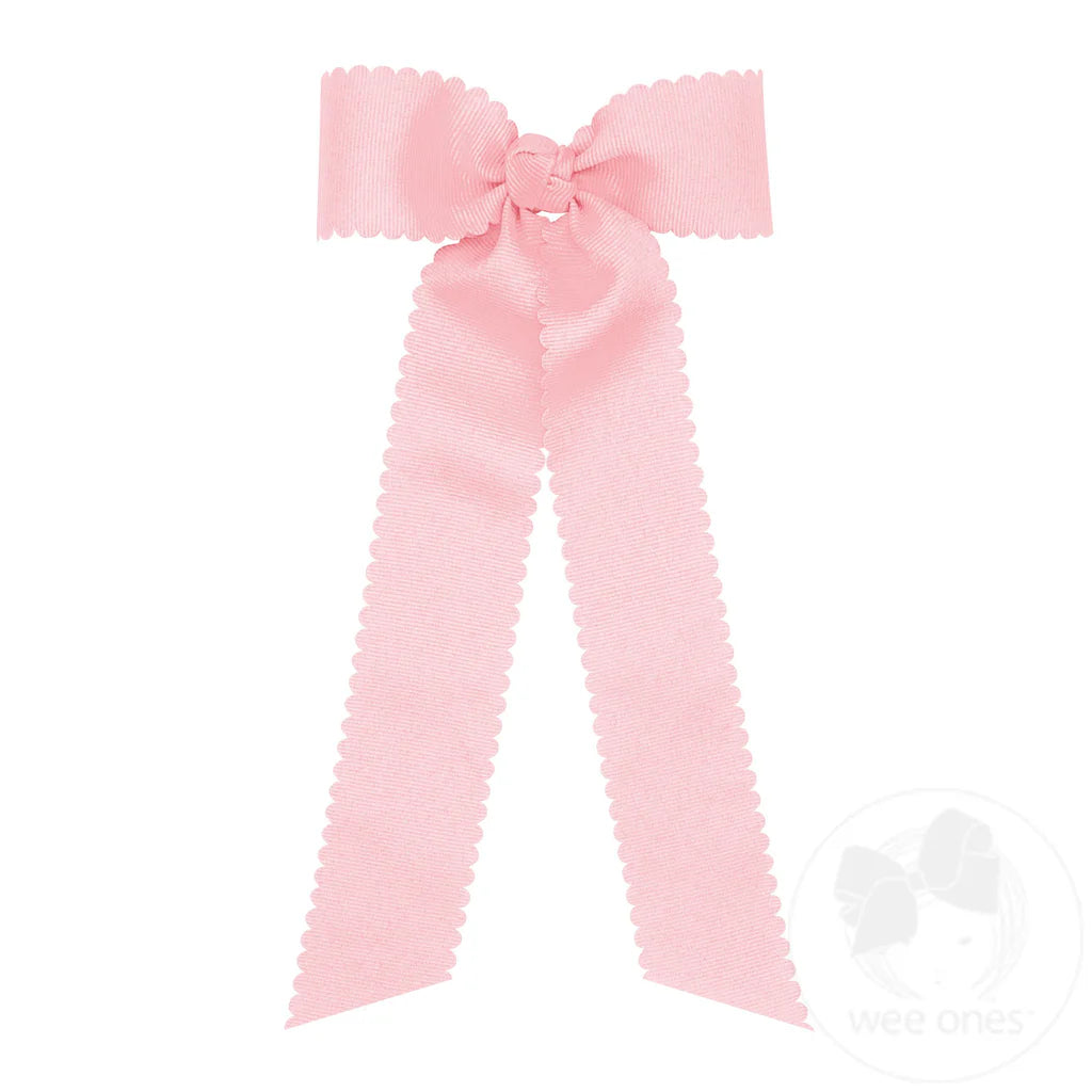 Wee Ones - Medium Grosgrain Scalloped Streamer Bow