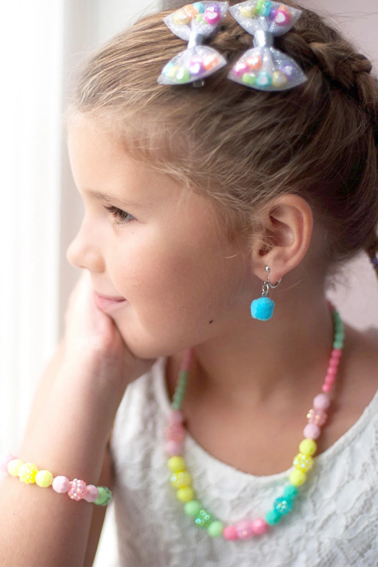 Great Pretenders - Vividly Vibrant Necklace and Bracelet Set
