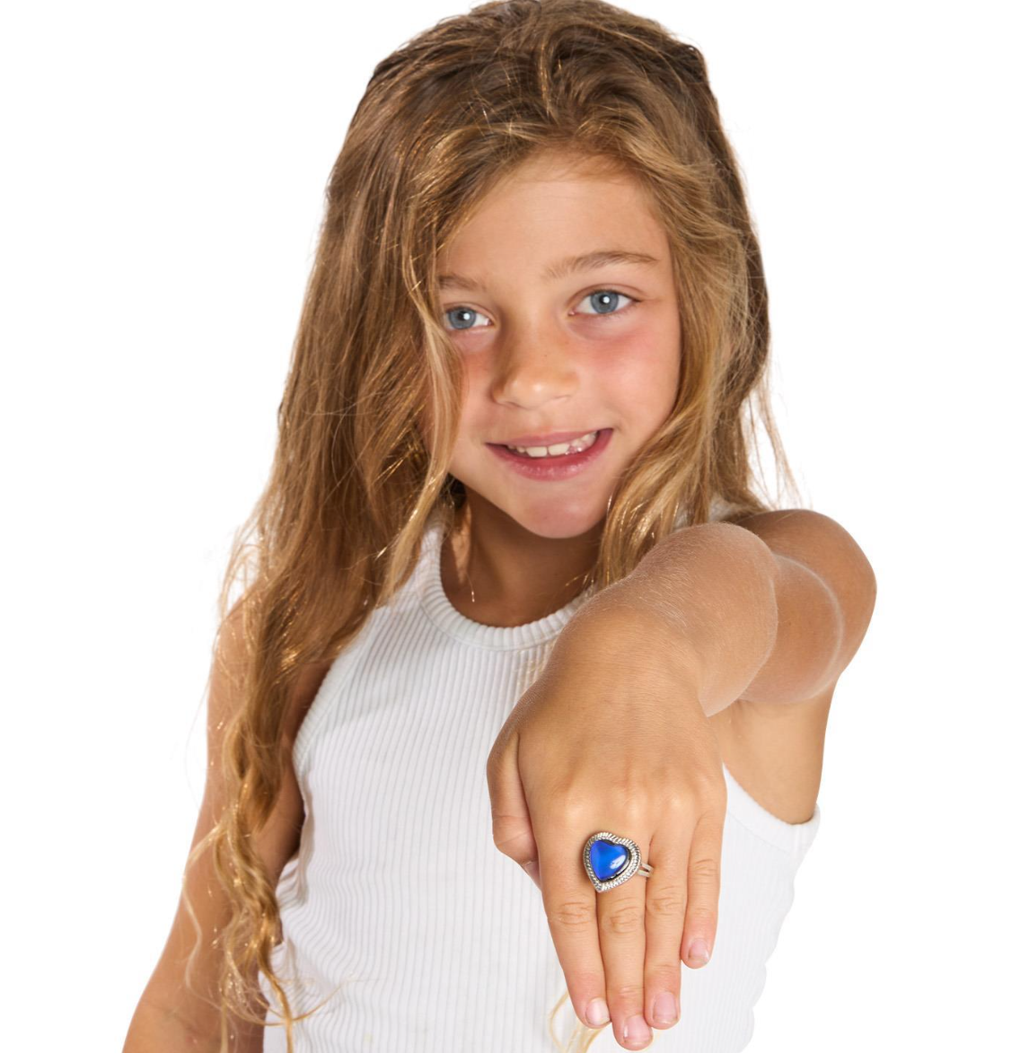 Cupcakes & Cartwheels - Heart Mood Ring