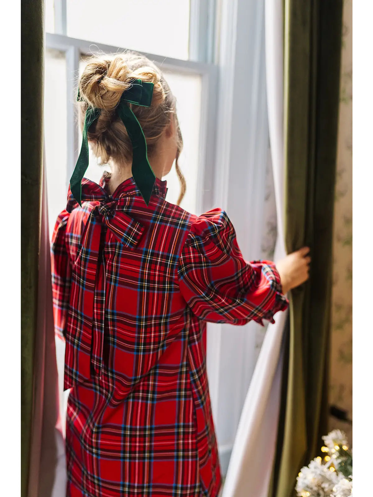 Hollin Long Sleeve Bow Tween Dress