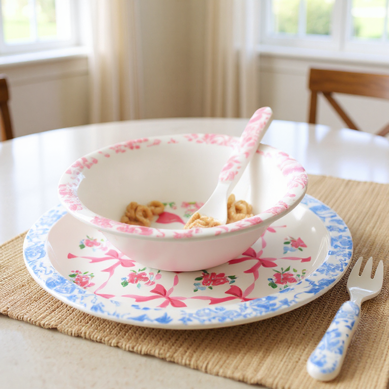 Itzy Ritzy - Itzy Bistro™ - 4 piece dining set