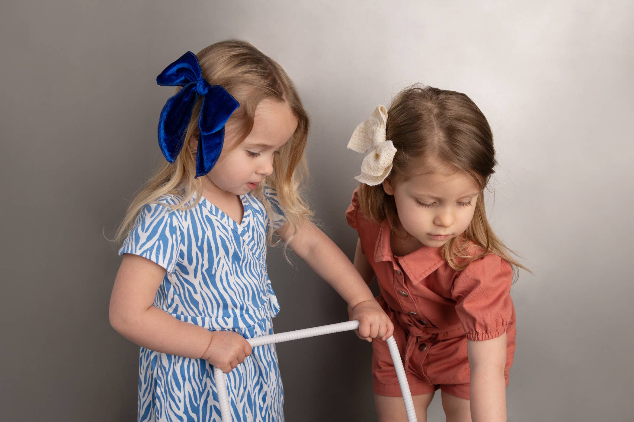 Bows Arts - Drapey Velvet Long Tail Bow
