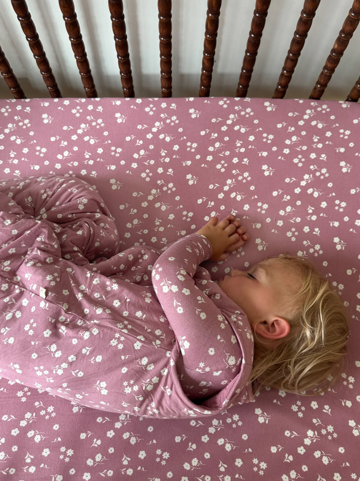 gunamuna - crib sheet - mini floral