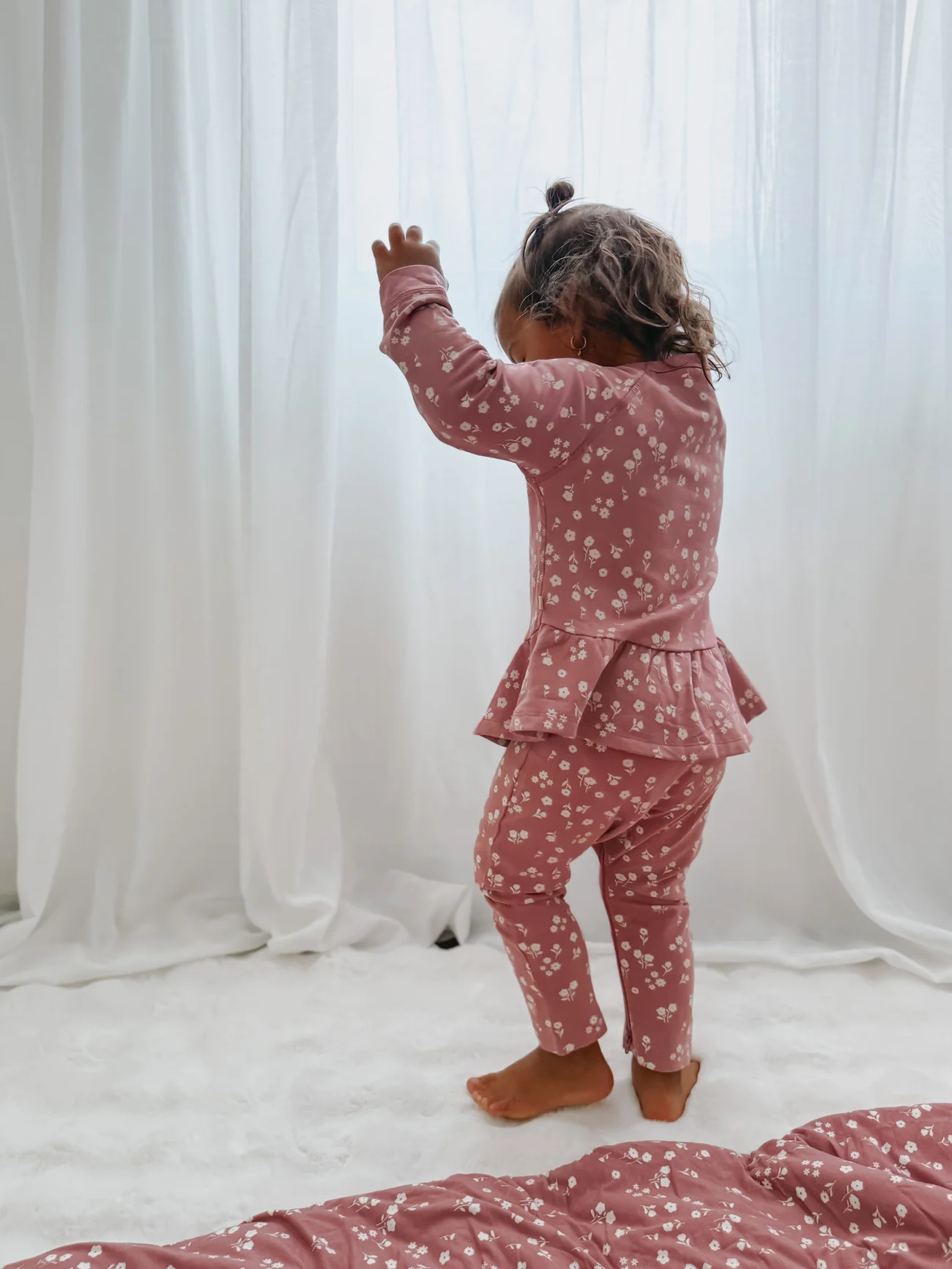 gunamuna - Fleece Ruffle Sweatsuit - Mini Floral