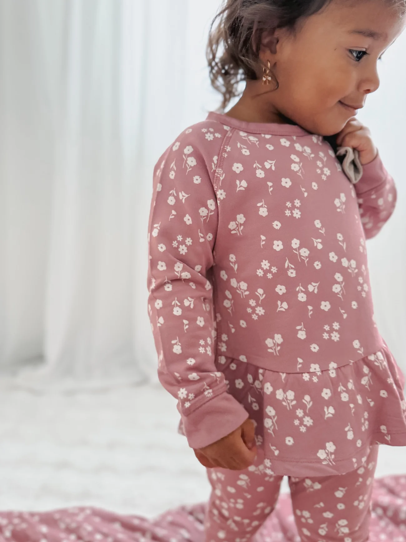 gunamuna - Fleece Ruffle Sweatsuit - Mini Floral