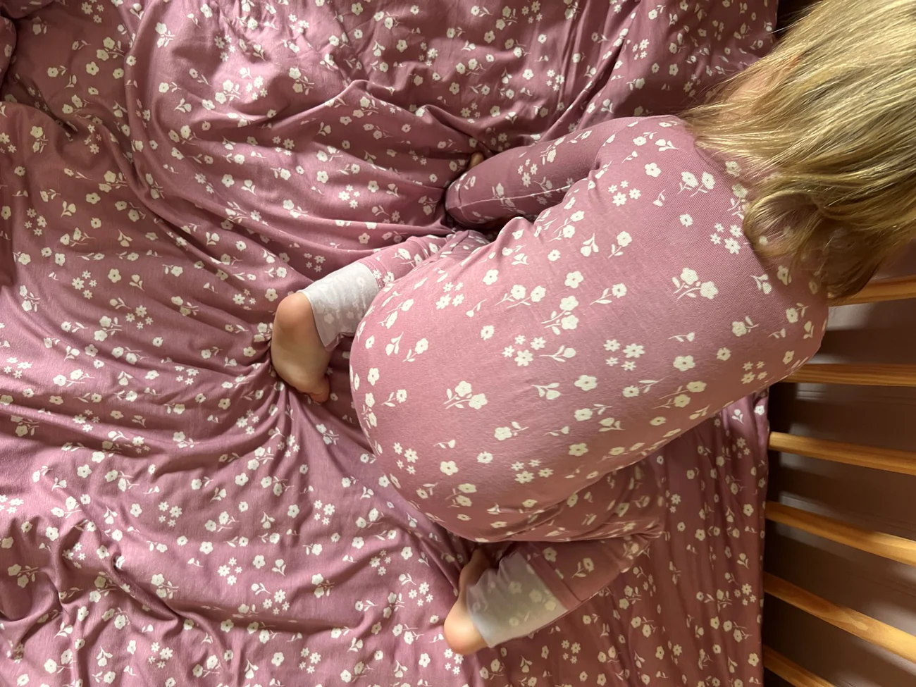 Gunamuna - Convertible Footie Romper - Mini Floral